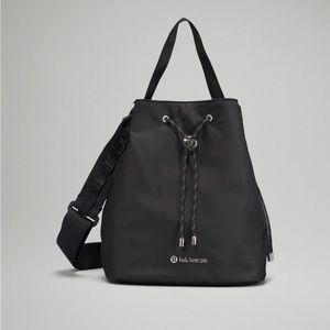 Lululemon crossbody bag‼️